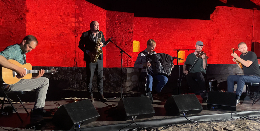 Avant Folk 5tet